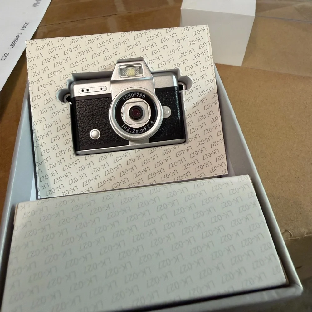 Black mini Digital Camera with Flip Screen